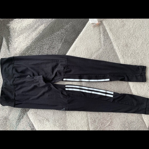 Adidas leggings - Picture 2 of 3